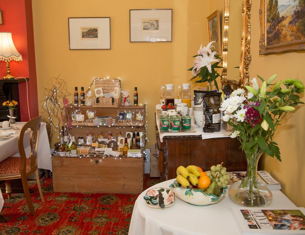 Southbank House Bed & Breakfast Херфорд Екстериор снимка